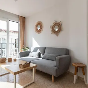 calmahouse-adults-only-nice-flat-near-the-beach-with-free-wifi.hotelsinnerja.org/